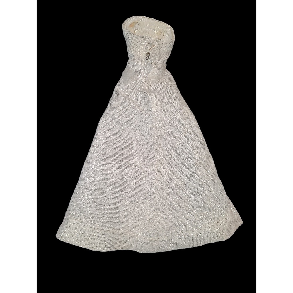 Vintage Barbie Silver Metallic Gown Hooded Cape Bridal Fantasy Dress Doll - Picture 5 of 5